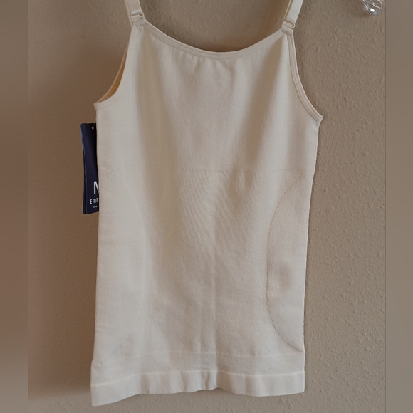 Empetua Scoop Neck Cami NWT - Picture 2 of 8